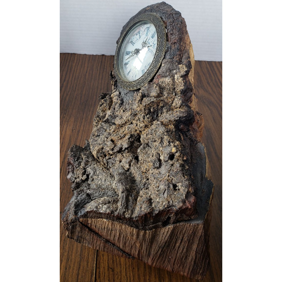 Wooden Clock Rustic Handcrafted Log Cabin Mantle Piece Battery Operated Works - Picture 4 of 9